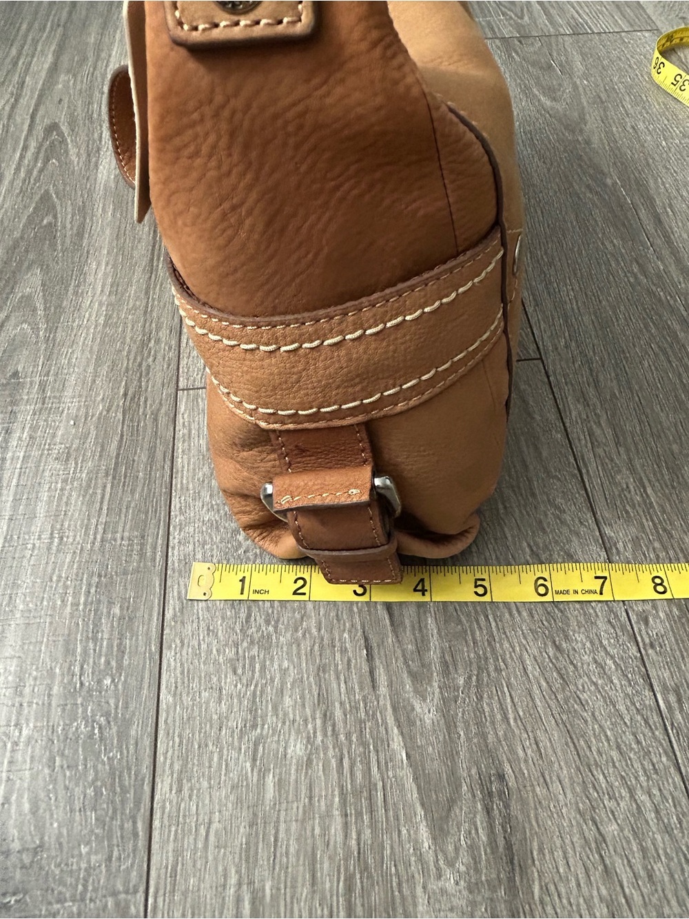Fossil Tan Leather Shoulder Bag - Picture 9 of 11
